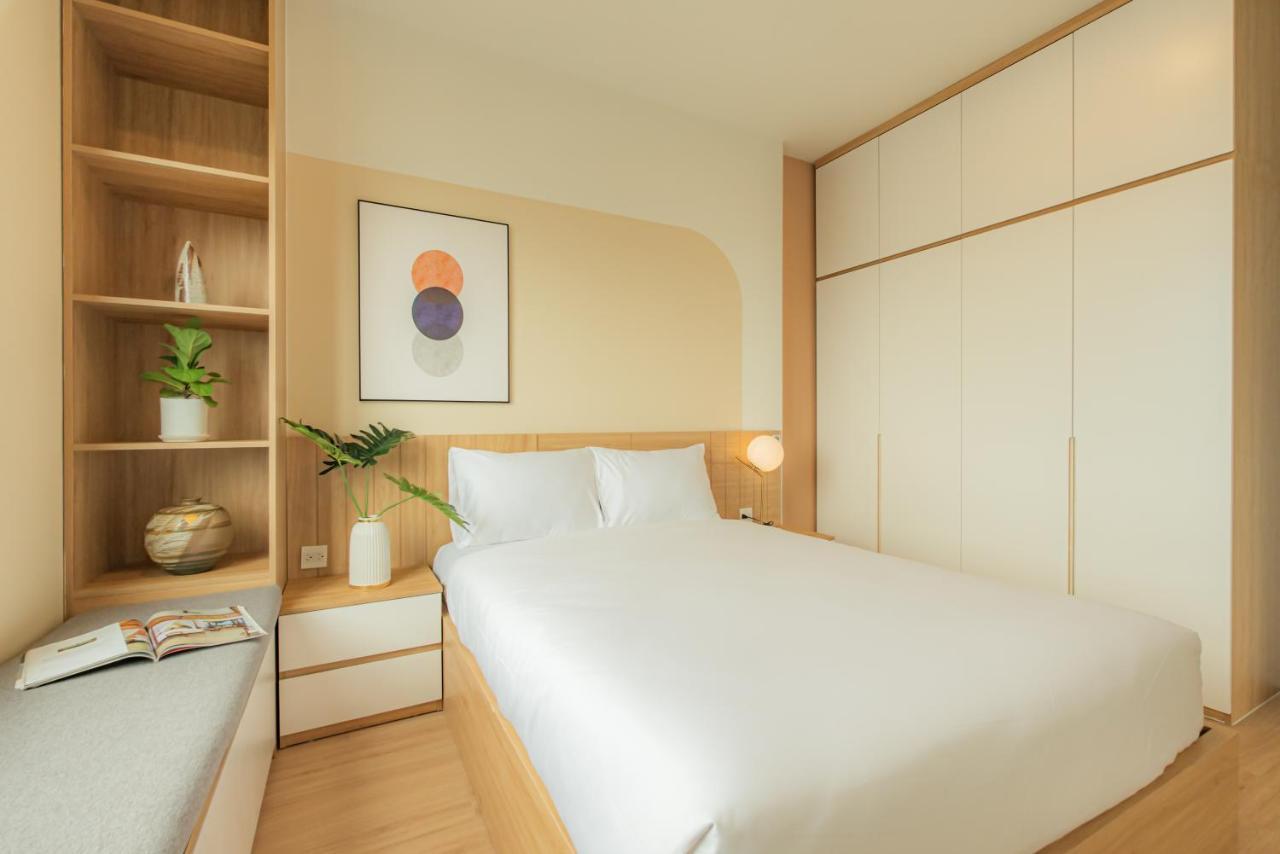 9Trip Stay In Soho Residence - 3 Bedrooms Apartment In District 1, Next To Bui Vien Walking Street - Free Saigon Nightlife Walking Tour Ho-Chi-Minh-Stadt Exterior foto