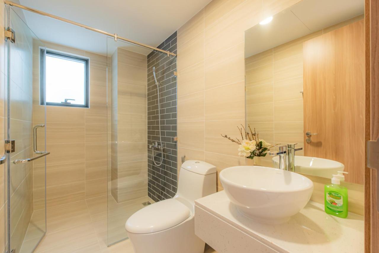 9Trip Stay In Soho Residence - 3 Bedrooms Apartment In District 1, Next To Bui Vien Walking Street - Free Saigon Nightlife Walking Tour Ho-Chi-Minh-Stadt Exterior foto
