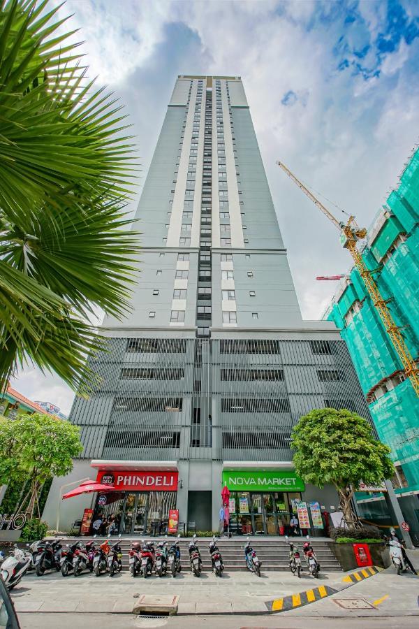 9Trip Stay In Soho Residence - 3 Bedrooms Apartment In District 1, Next To Bui Vien Walking Street - Free Saigon Nightlife Walking Tour Ho-Chi-Minh-Stadt Exterior foto